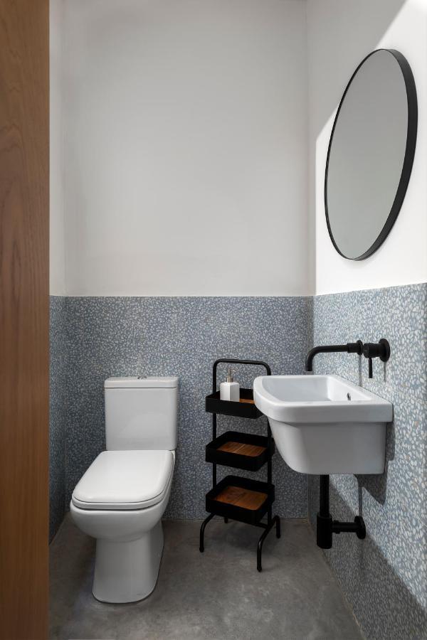 Numru 27 Expertly Restored Small House Of Character Apartment *