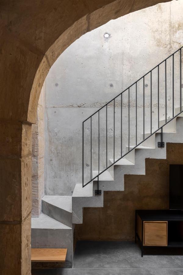 Numru 27 Expertly Restored Small House Of Character *